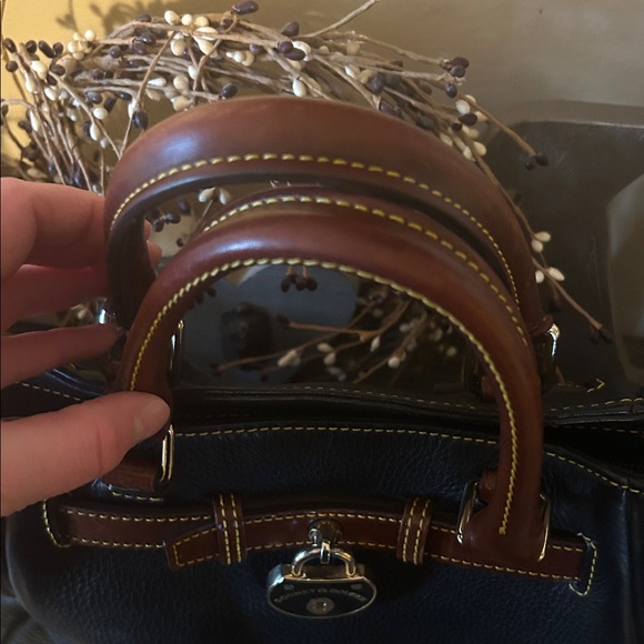 Dooney & Bourke Black and Brown Leather Bag - Picture 4 of 9